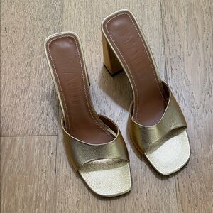 STAUD Sloane Metallic Leather Heel